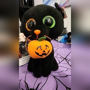 Ty Beanie Boos 2016 "Shadow" Halloween Black Cat with Pumpkin, NWT.